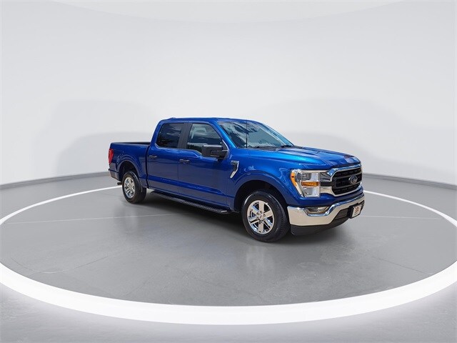2022 Ford F-150 XLT photo 2