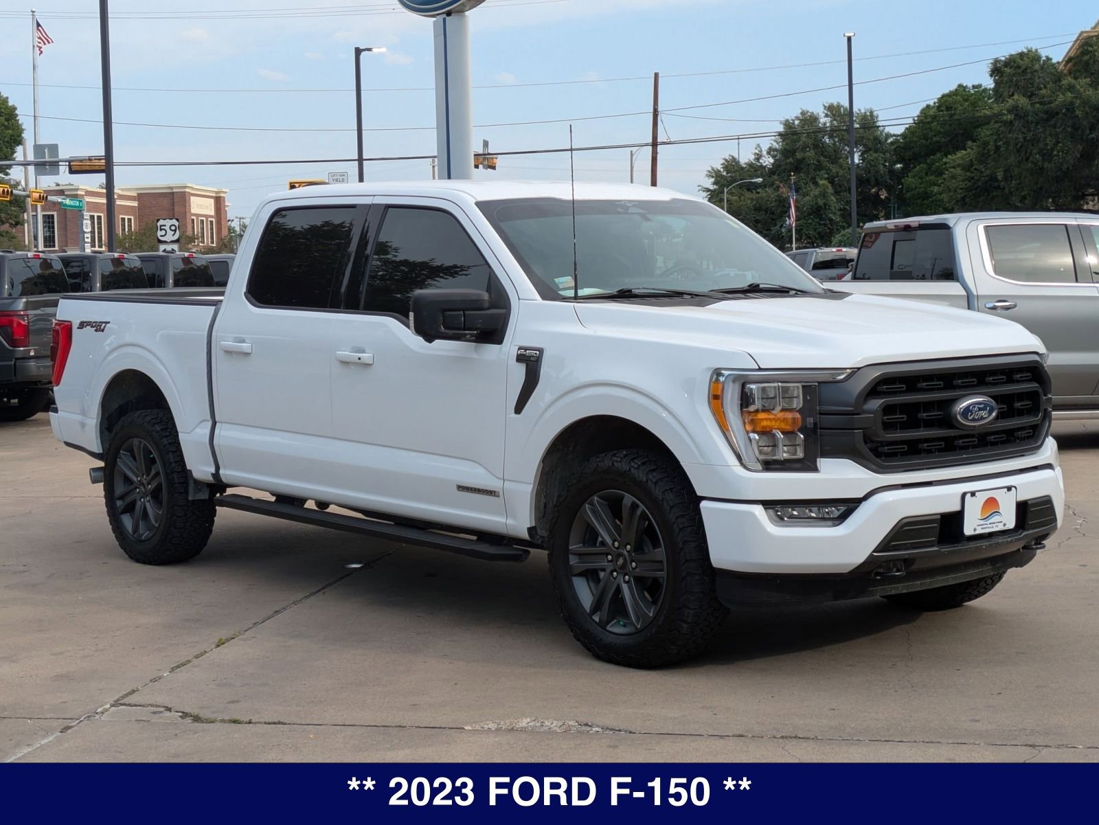2023 Ford F-150 XLT photo 3