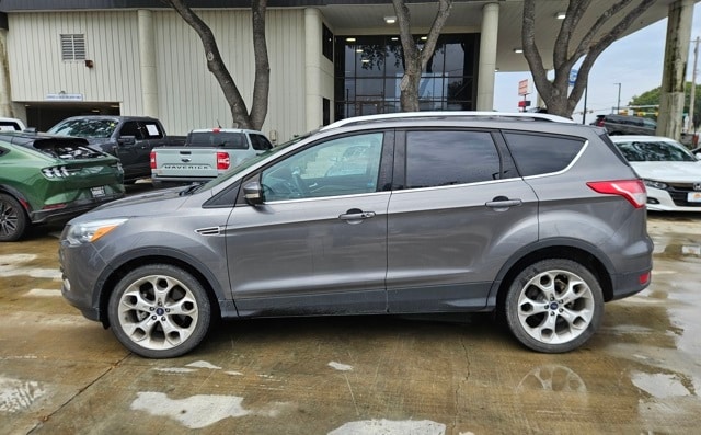 2014 Ford Escape Titanium's photo