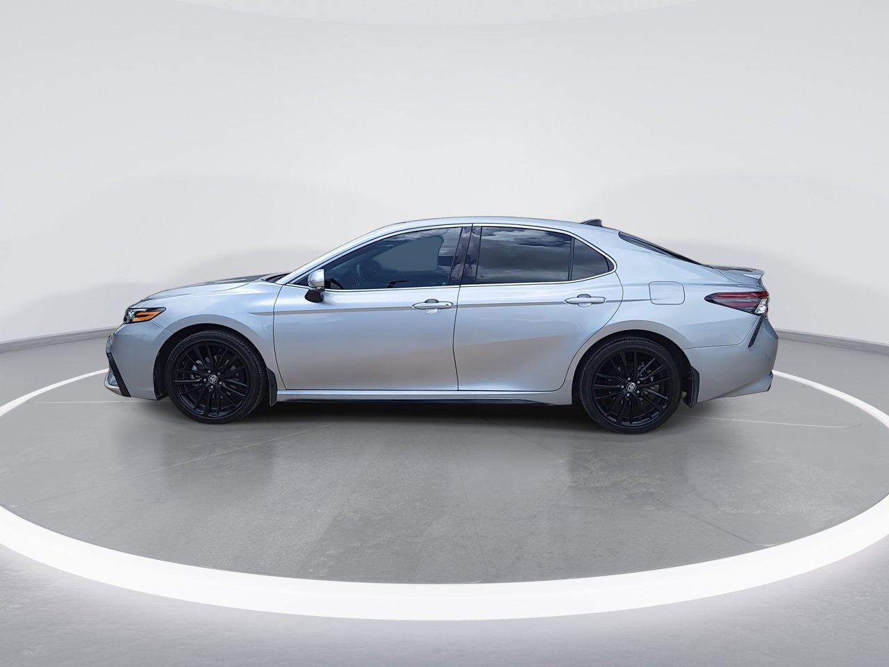 2024 Toyota Camry XSE photo 3