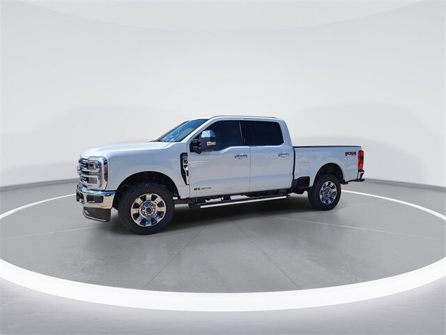 2026 Ford F-250 Lariat photo 4