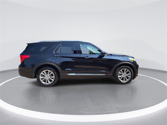 2024 Ford Explorer Limited photo 2