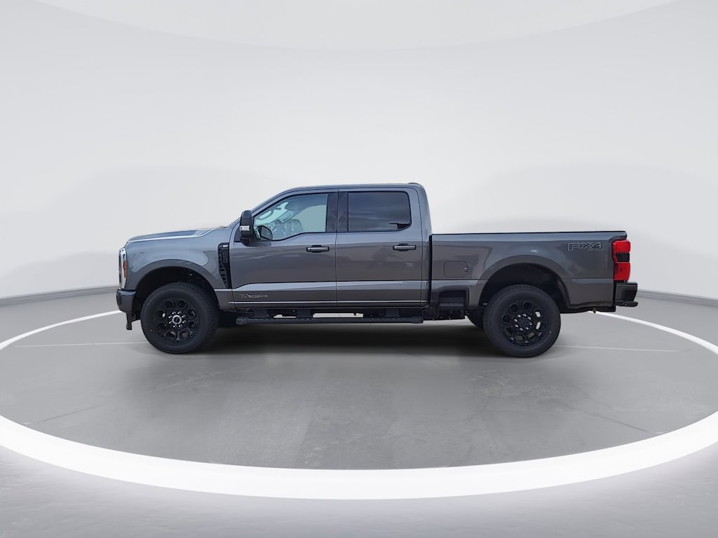 New 2025 Ford Super Duty F-250 SRW XLT XLT 4WD Crew Cab 6.75 Box