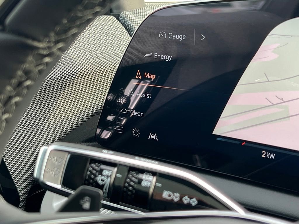 2026 Cadillac OPTIQ Luxury - Photo 33