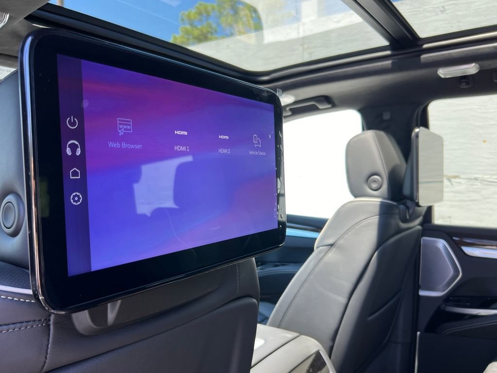 2026 Cadillac Escalade Platinum Luxury - Photo 22