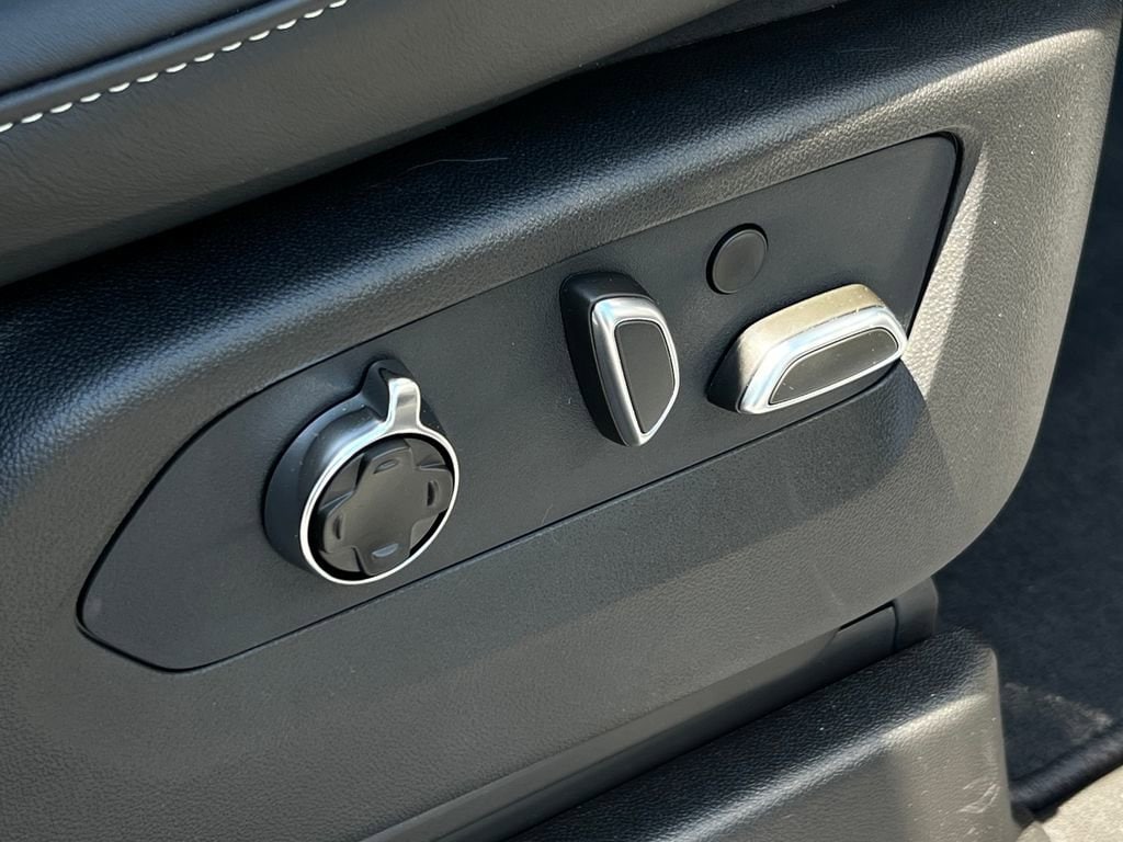 2026 Cadillac Escalade ESV Platinum Luxury - Photo 33