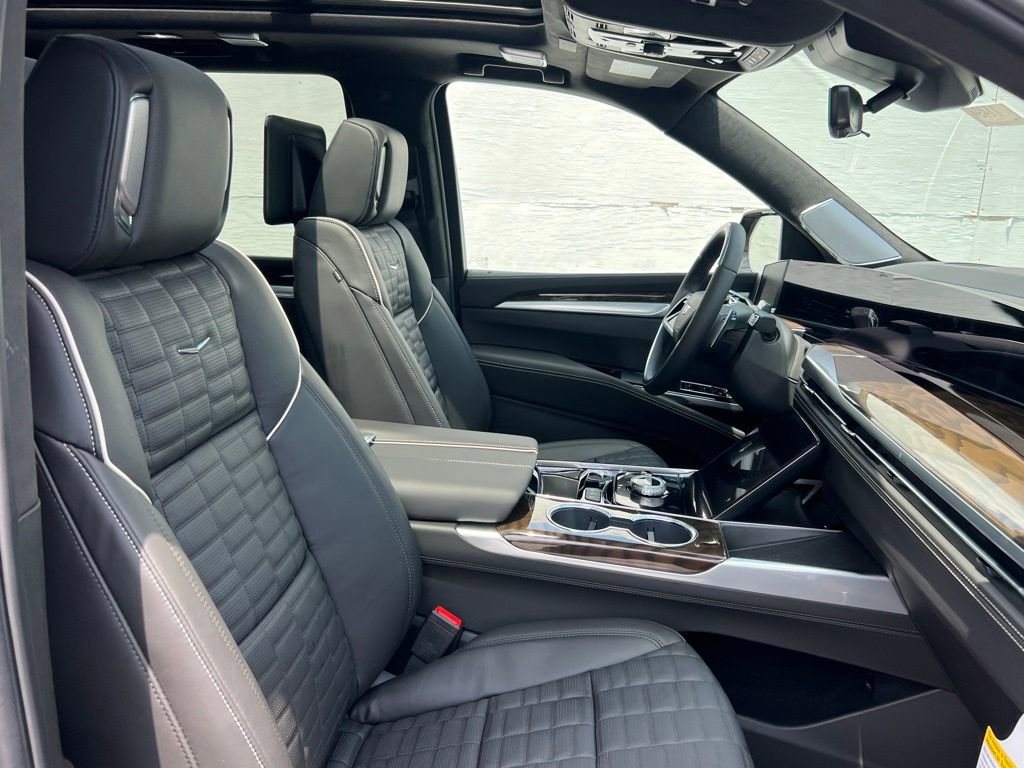 2026 Cadillac Escalade Platinum Sport - Photo 33