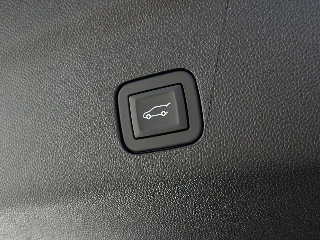 2026 Cadillac Escalade Sport - Photo 28