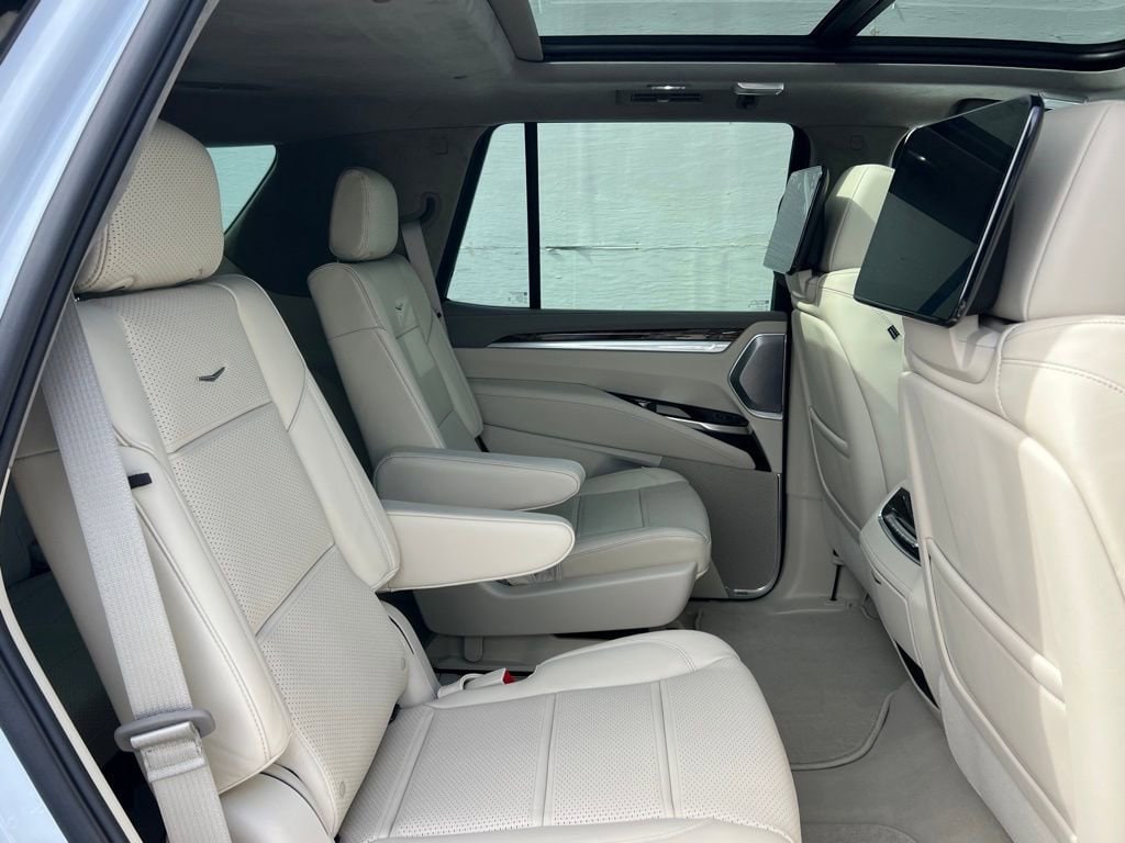 2026 Cadillac Escalade Platinum Luxury - Photo 27