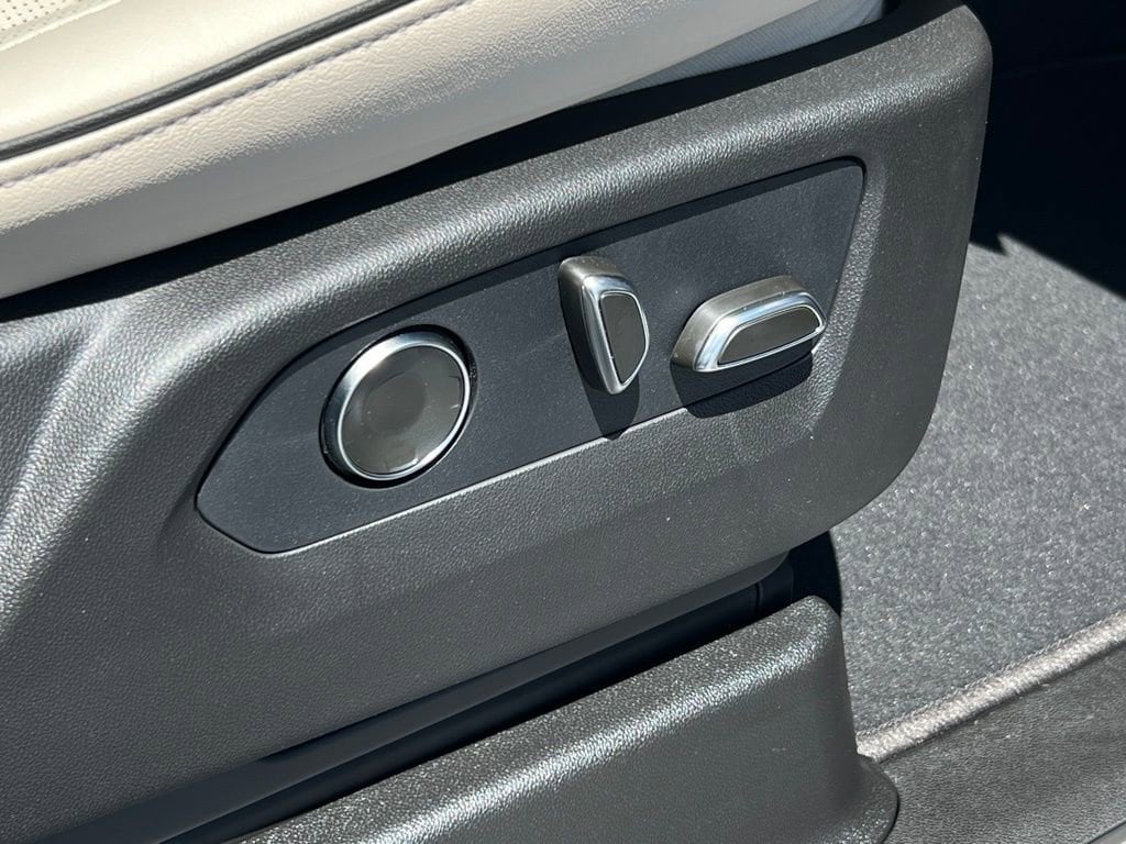 2026 Cadillac Escalade Sport - Photo 34
