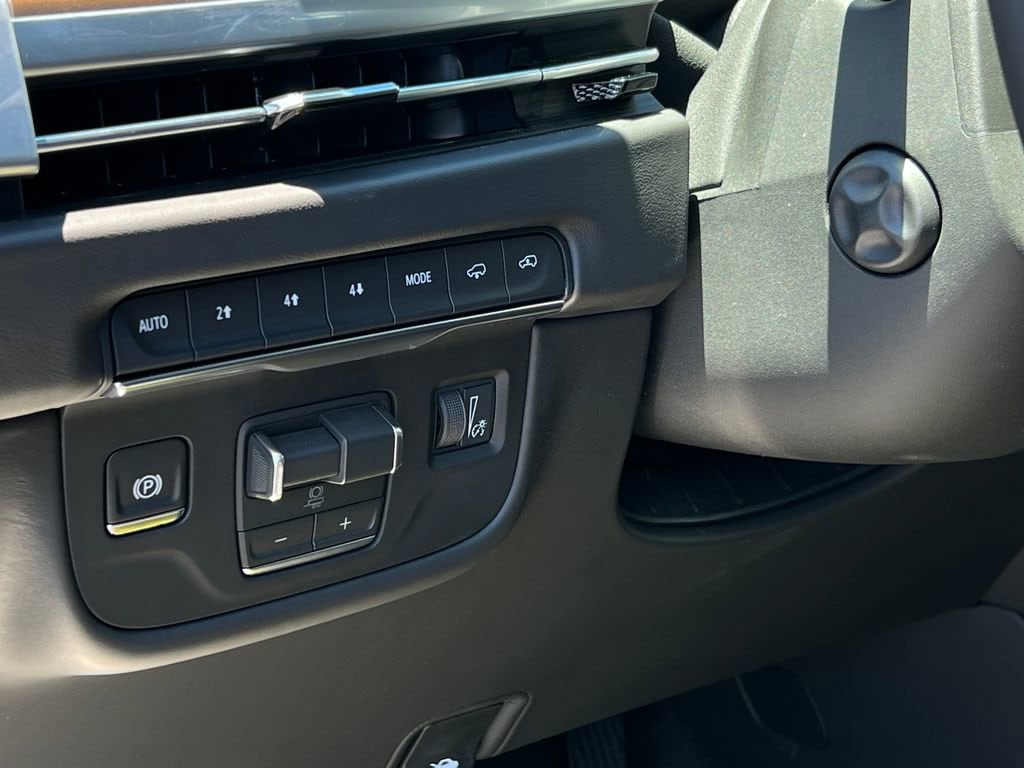 2026 Cadillac Escalade Platinum Luxury - Photo 11