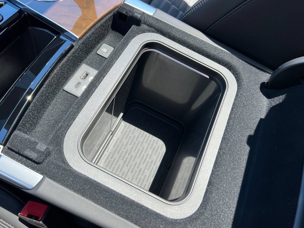 2026 Cadillac Escalade Platinum Luxury - Photo 64