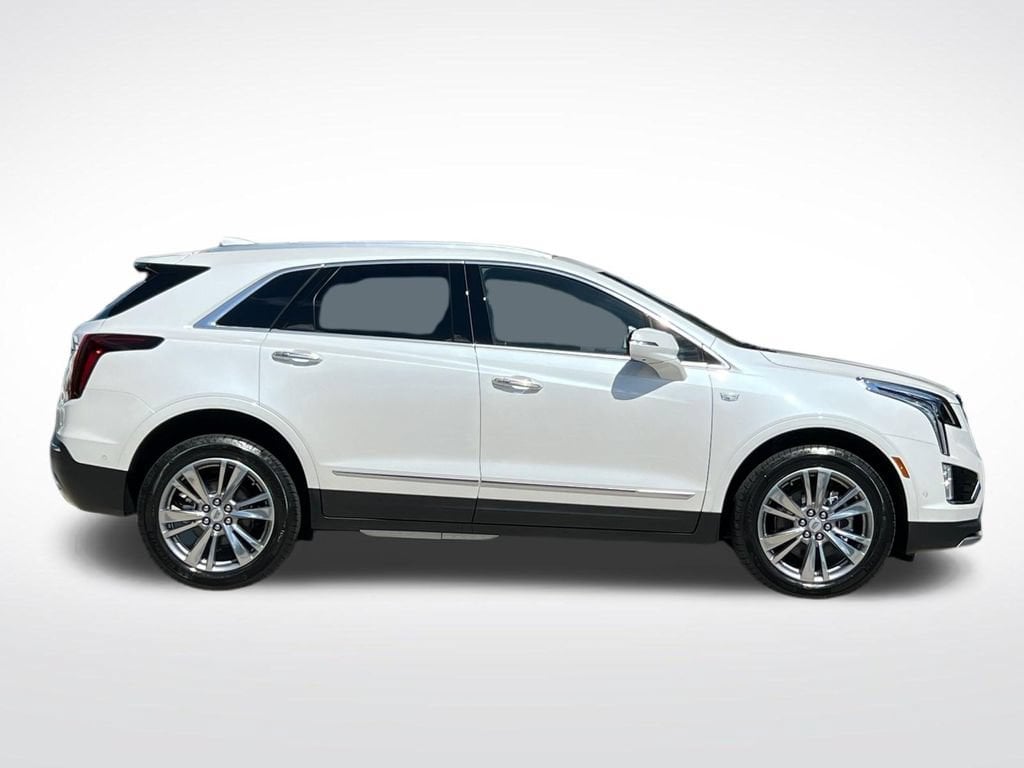 New 2026 CADILLAC XT5 Premium Luxury SUV