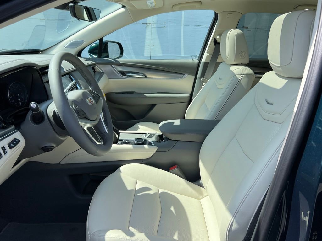2025 Cadillac XT5 Premium Luxury photo 4
