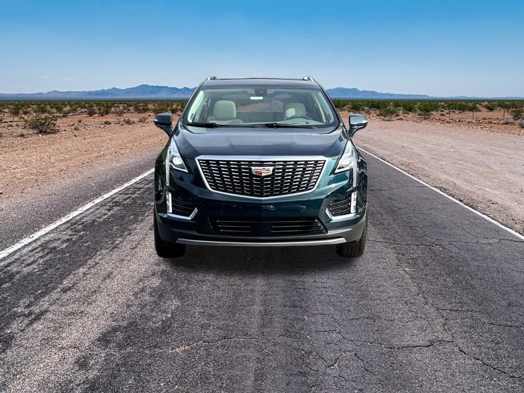 2025 Cadillac XT5 Premium Luxury photo 2