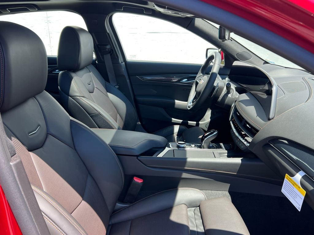 2026 Cadillac CT5 V-Series - Photo 22