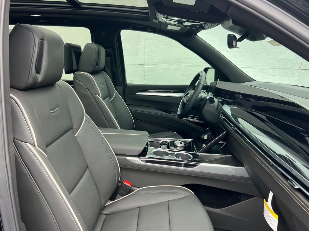 2026 Cadillac Escalade Sport - Photo 35