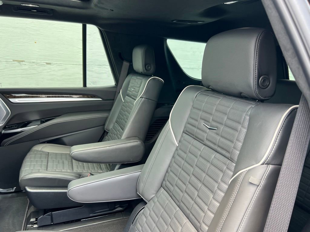 2026 Cadillac Escalade Platinum Sport - Photo 21