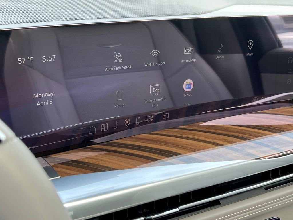 2026 Cadillac Escalade Platinum Luxury - Photo 47