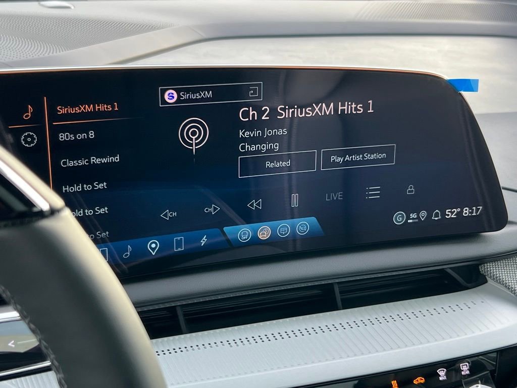 2026 Cadillac OPTIQ Luxury - Photo 40