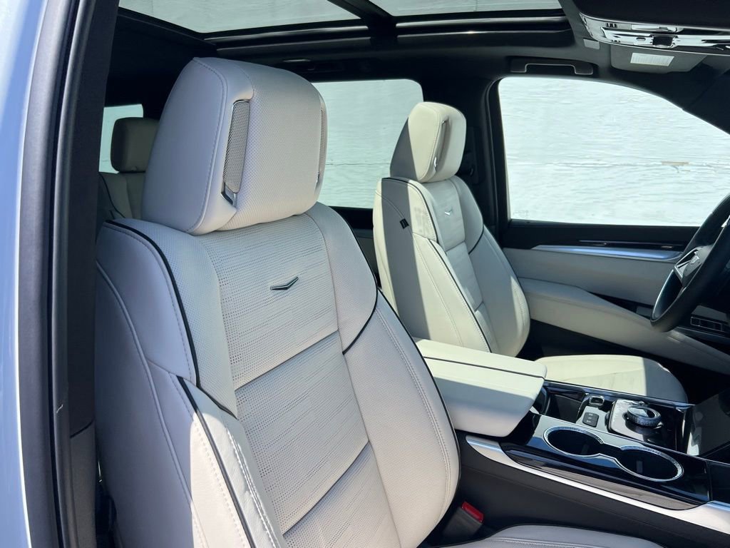 2026 Cadillac Escalade Sport - Photo 33