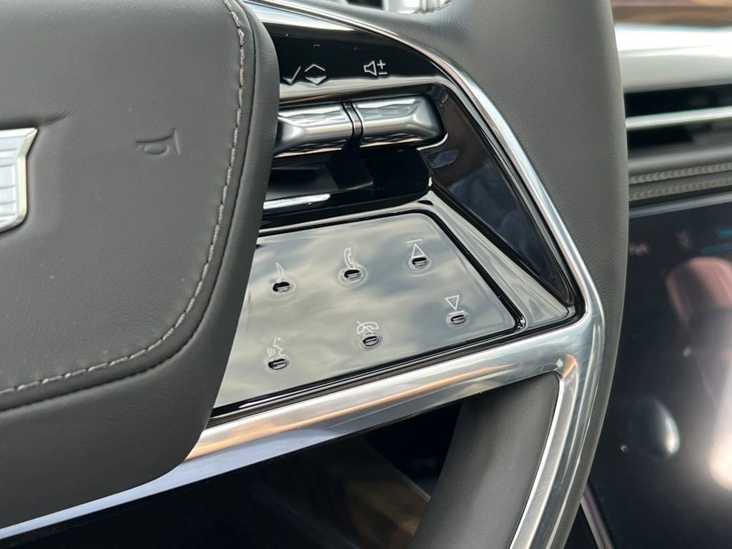2026 Cadillac Escalade Platinum Sport - Photo 41
