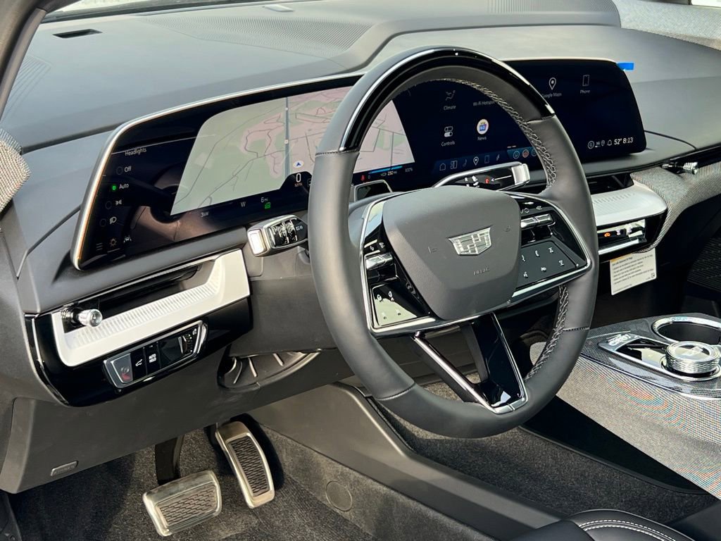 2026 Cadillac OPTIQ Luxury - Photo 6