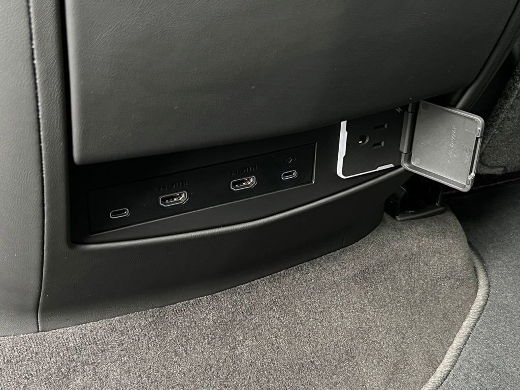2026 Cadillac Escalade Sport - Photo 26