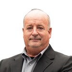 Staff member SHAWN WALKER from 0372dd8f7dc9