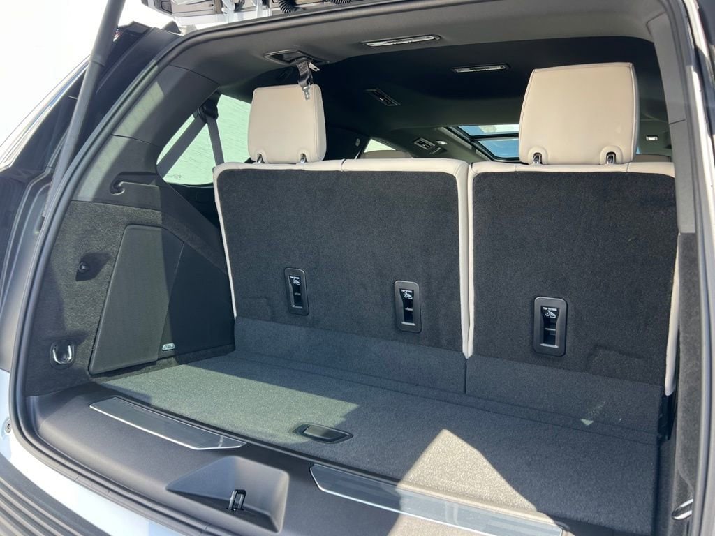 2026 Cadillac Escalade Sport - Photo 26