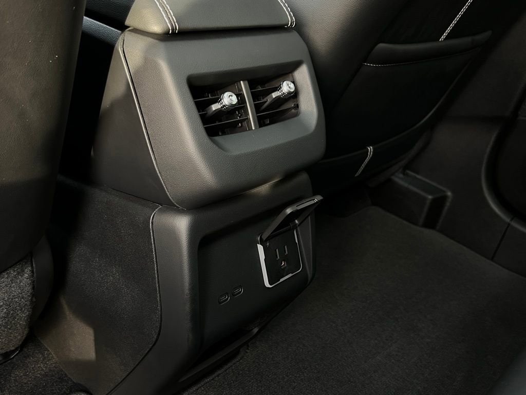 2026 Cadillac OPTIQ Luxury - Photo 19