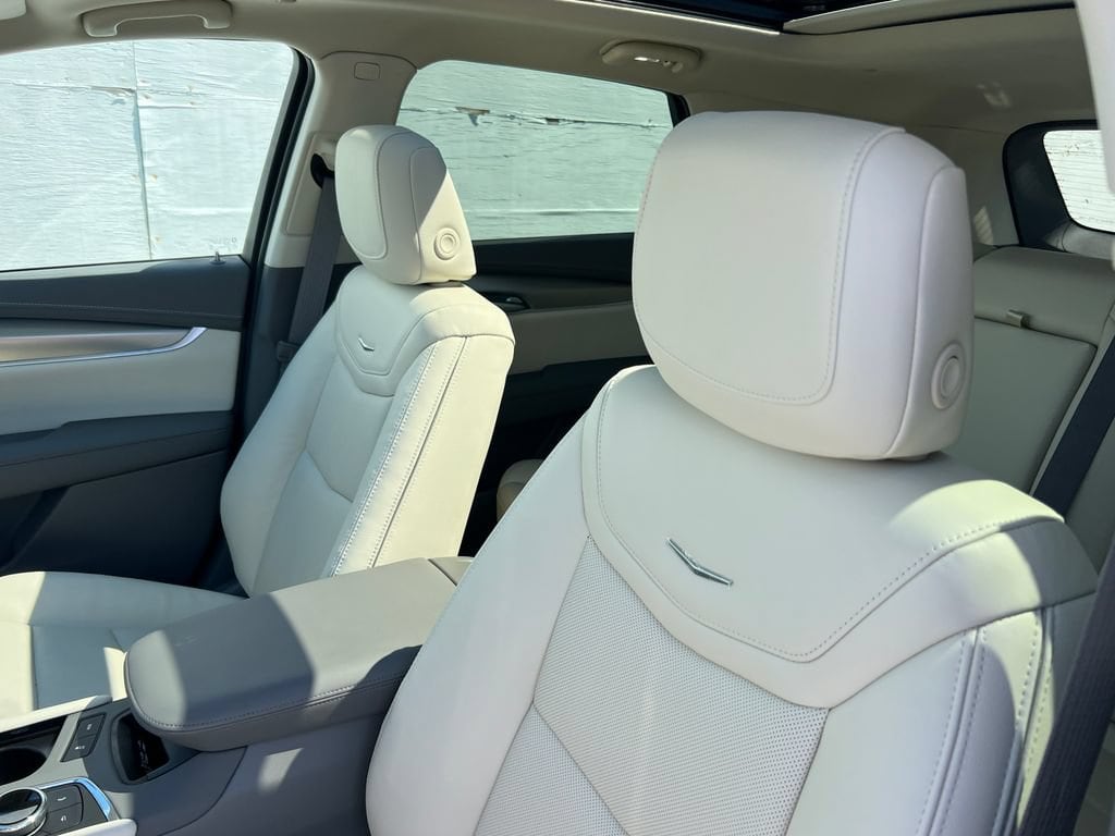 2026 Cadillac XT5 Premium Luxury - Photo 11