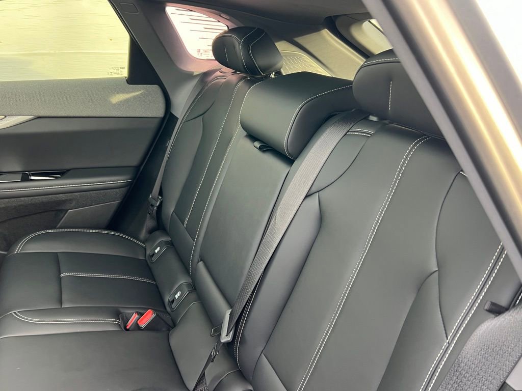 2026 Cadillac OPTIQ Luxury - Photo 18