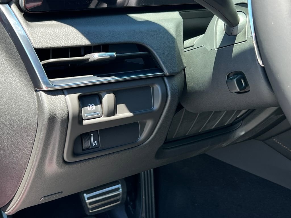 2026 Cadillac CT5 V-Series - Photo 8