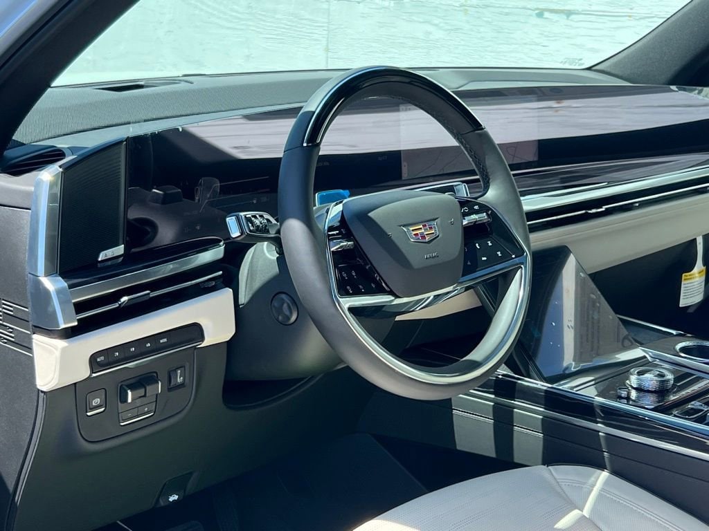 2026 Cadillac Escalade Sport - Photo 6