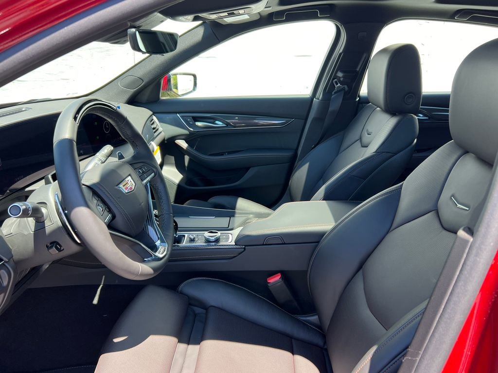 2026 Cadillac CT5 V-Series - Photo 9