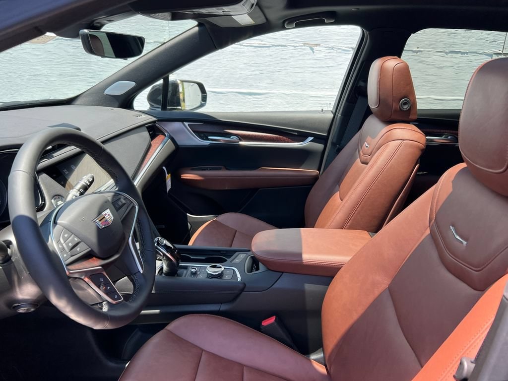2026 Cadillac XT5 Premium Luxury - Photo 10
