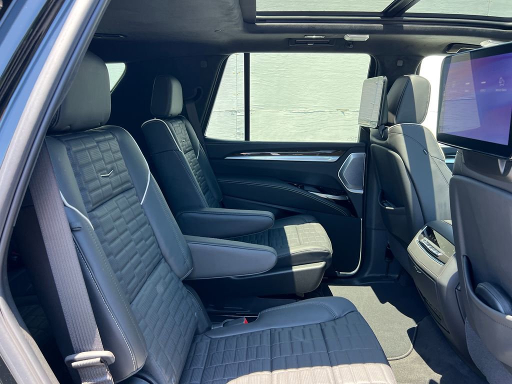 2026 Cadillac Escalade Platinum Luxury - Photo 27