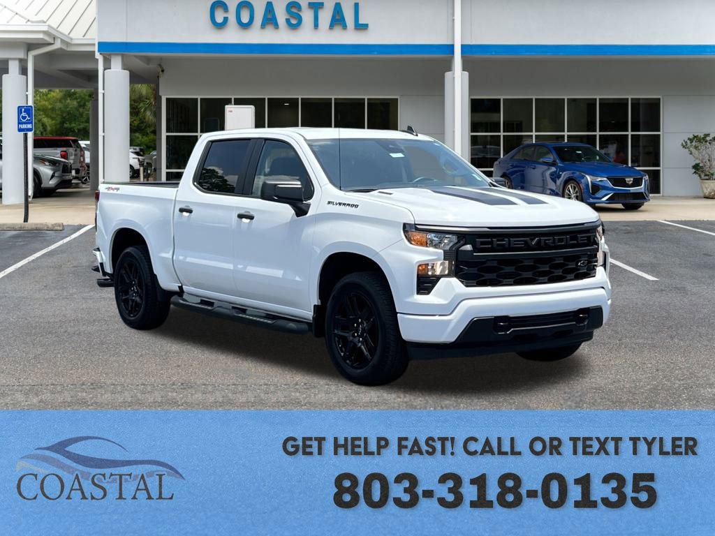 2025 Chevrolet Silverado 1500 Custom photo 3