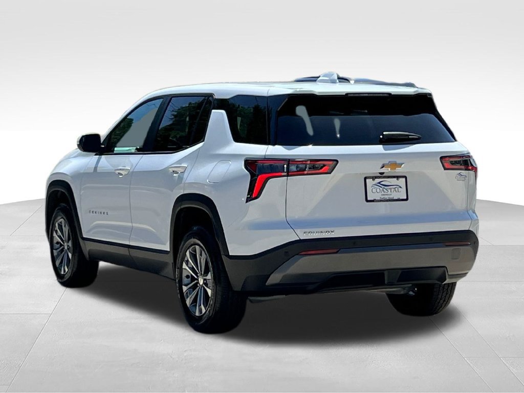 2026 Chevrolet Equinox LT - Photo 12