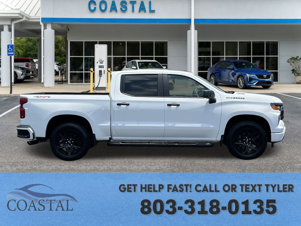 2025 Chevrolet Silverado 1500 Custom photo 4