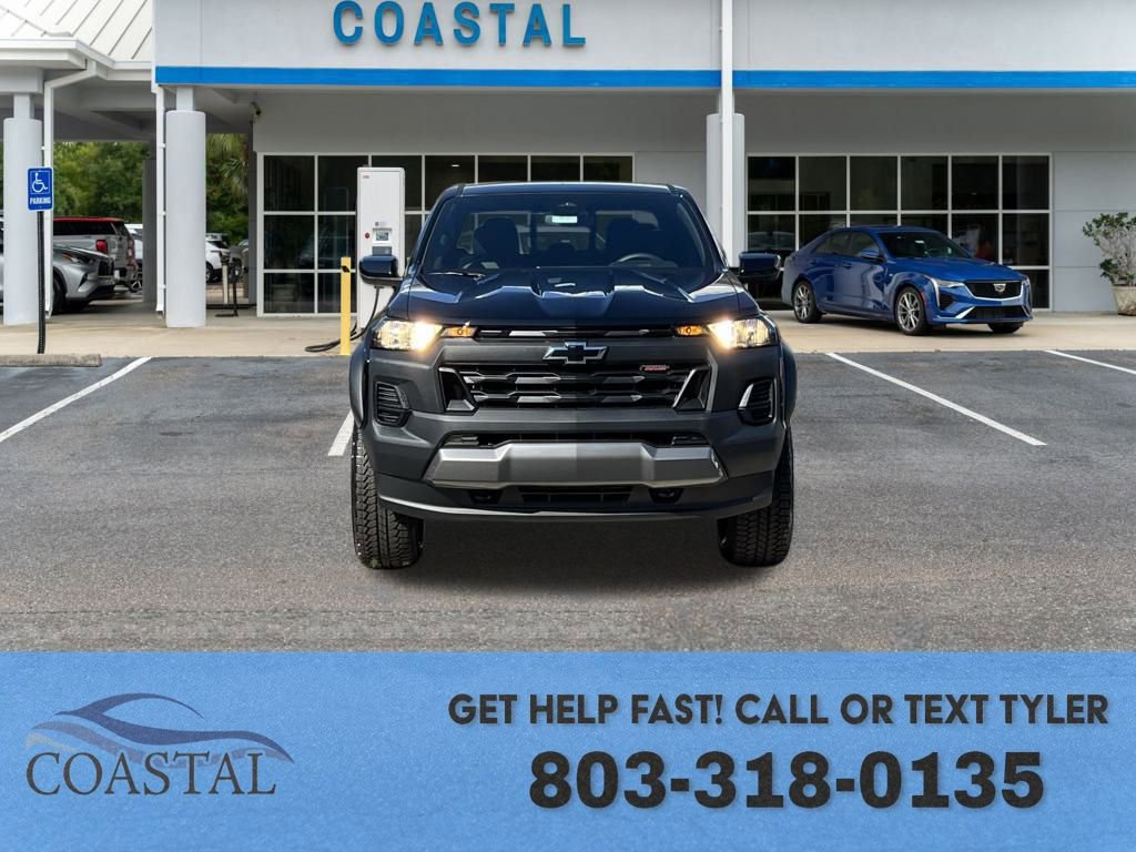 2026 Chevrolet Colorado Trail Boss photo 2