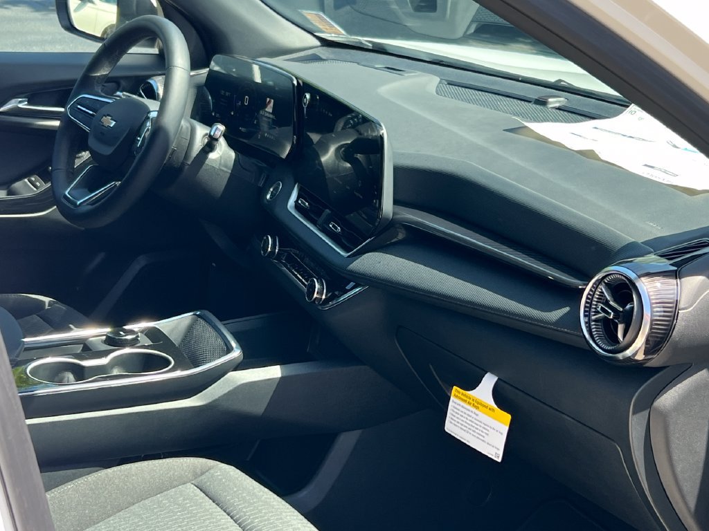 2026 Chevrolet Equinox LT - Photo 22