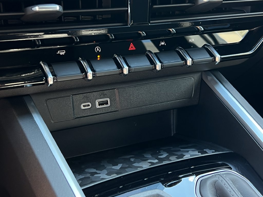 2026 Chevrolet Colorado LT - Photo 42