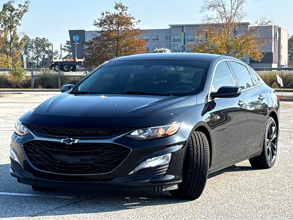 2022 Chevrolet Malibu 1LT photo 3