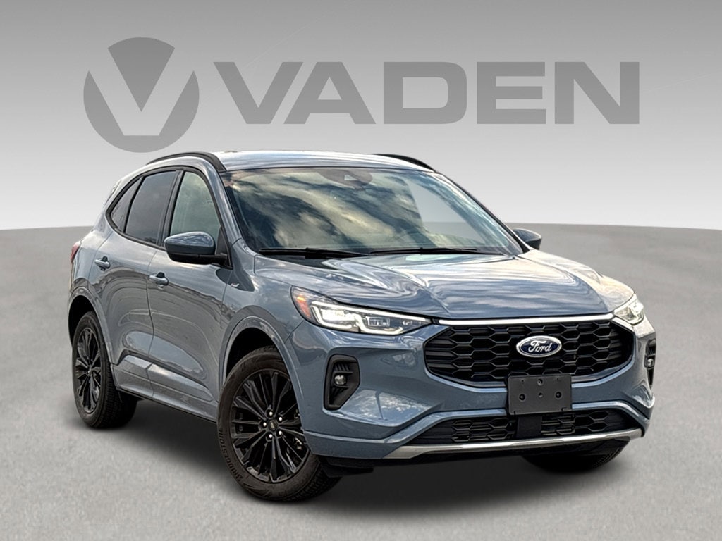 Used 2025 Ford Escape ST-Line Elite SUV