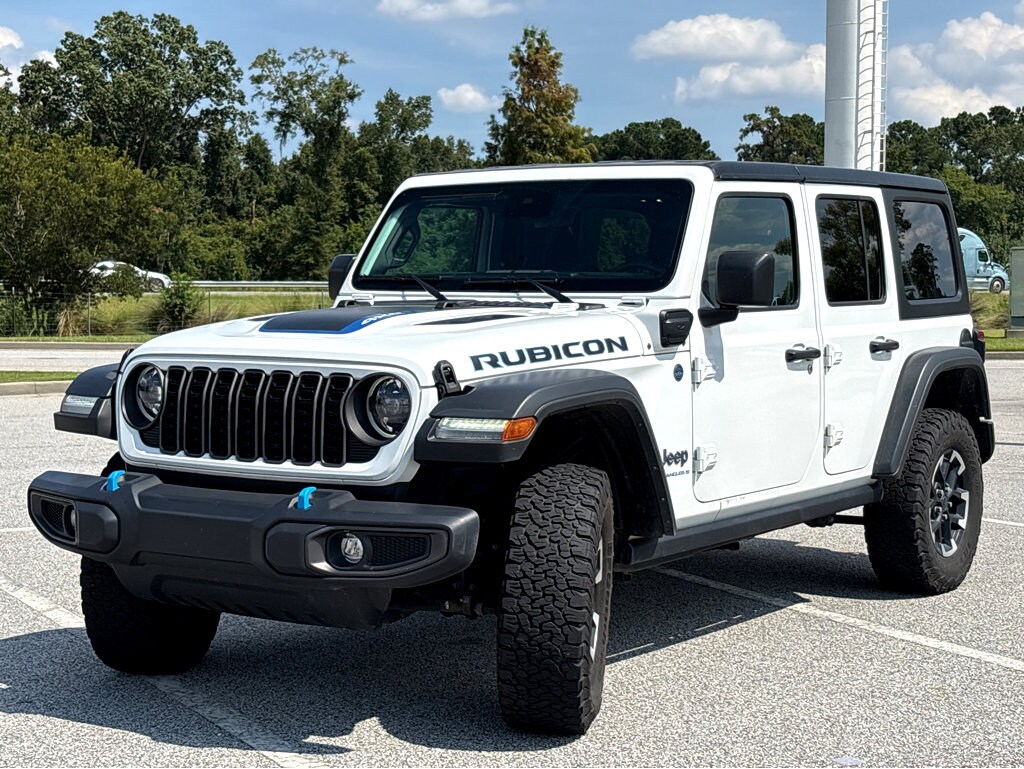 2024 Jeep Wrangler Rubicon 4xe photo 3