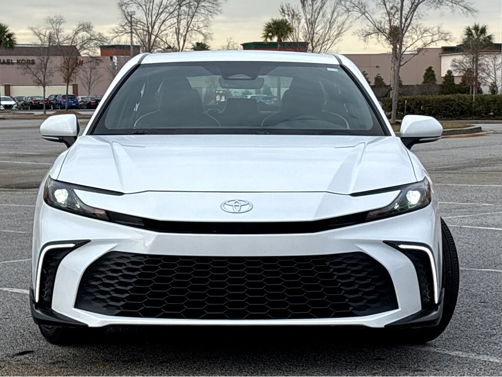 Used 2025 Toyota Camry SE Sedan