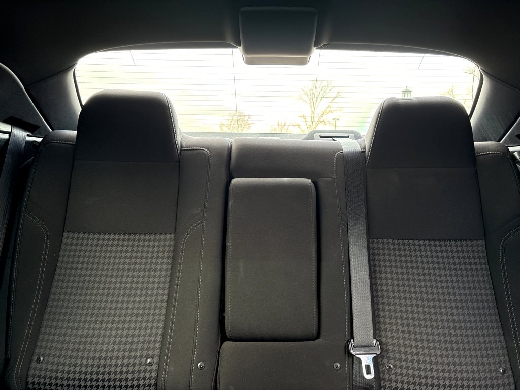 Used 2015 Dodge Challenger SXT Coupe