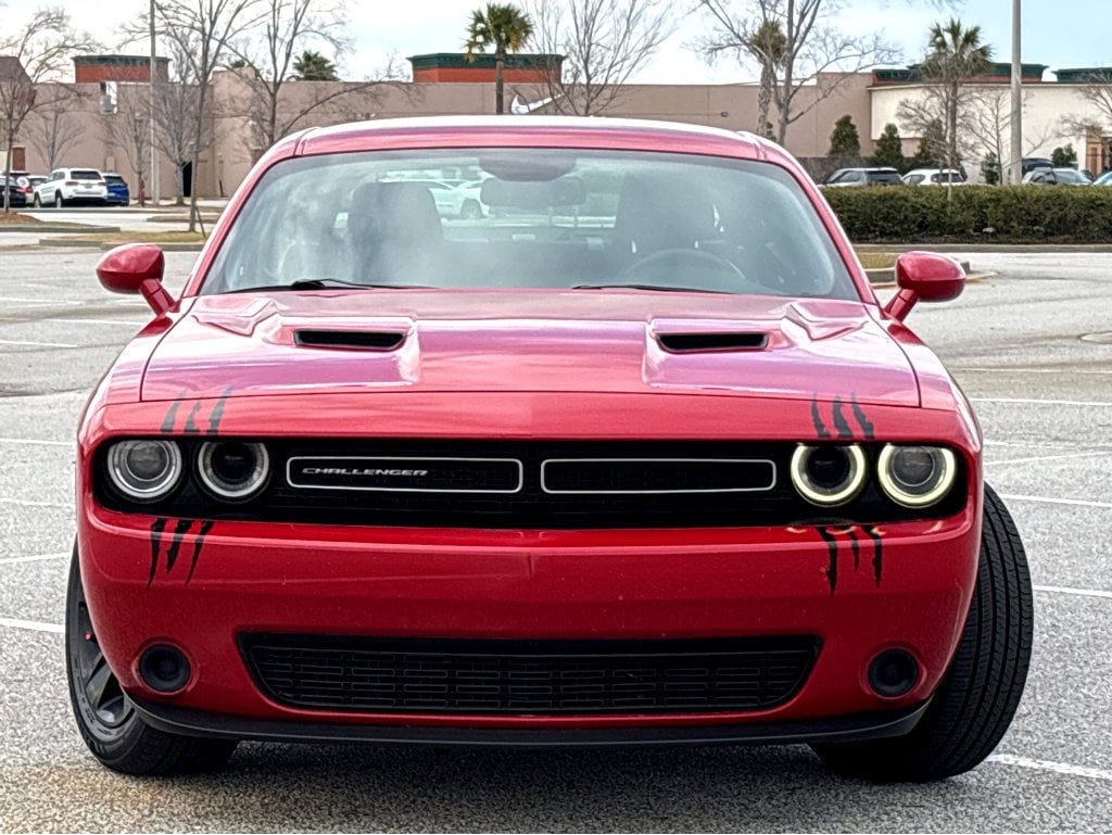 Used 2015 Dodge Challenger SXT Coupe